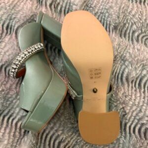 Kurt Geiger Kensington platform heel